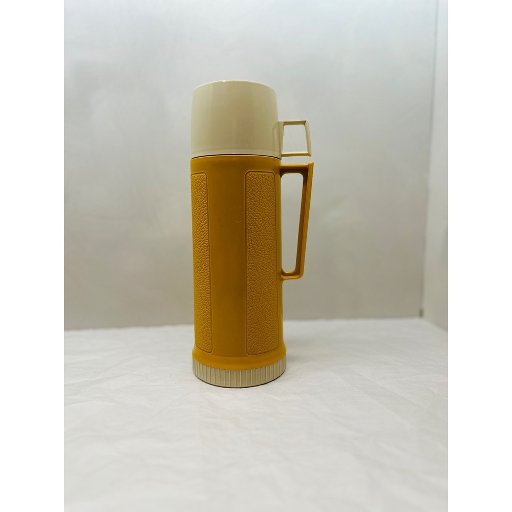 Vintage Mustard Yellow Thermos Brand Flask 16oz Plastic With Glass Vacuum Liner